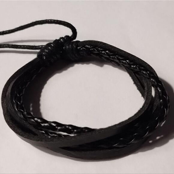 Leather bracelet men's layered braided black new d64 - Picture 1 of 1